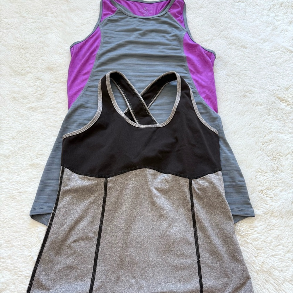 Bundle of women sport top Athleta size XXS